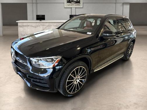 Black 2022 Mercedes-Benz GLC 300 Base