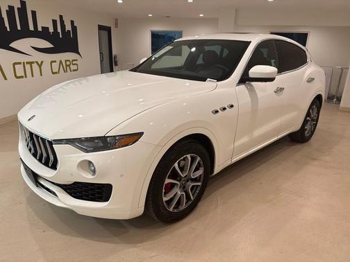 2021 Maserati Levante Base
