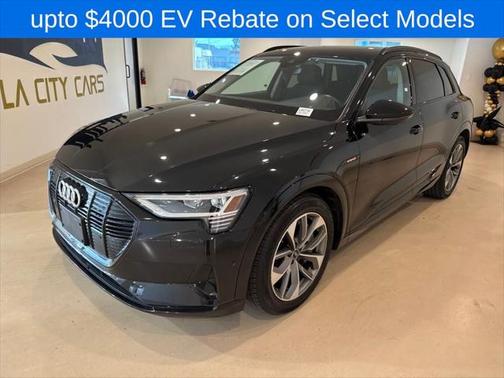 2021 Audi e-tron Premium Plus