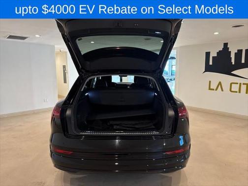 2021 Audi e-tron Premium Plus