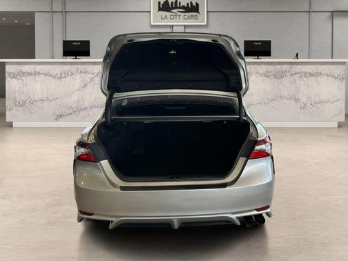 Celestial Silver Metallic 2023 Toyota Camry SE