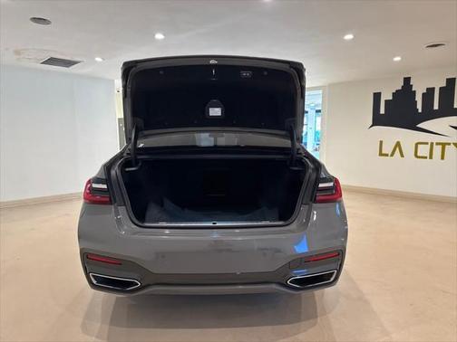 2020 BMW 750 i xDrive