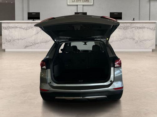 Sterling Gray Metallic 2024 Chevrolet Equinox 1LT