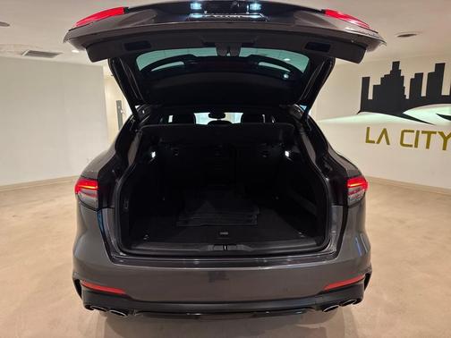 2022 Maserati Levante Modena