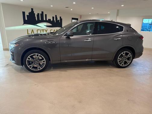 2022 Maserati Levante Modena