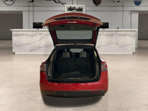 2018 Tesla Model X 