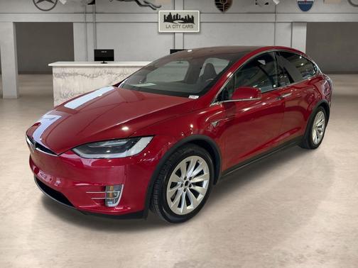 2018 Tesla Model X 