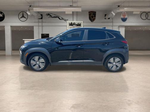 Ultra Black 2021 Hyundai KONA EV Ultimate