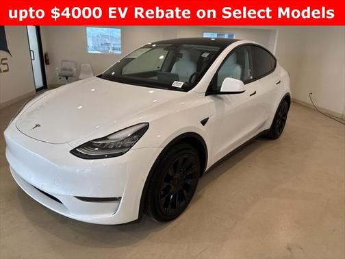2022 Tesla Model Y Long Range Dual Motor All-Wheel Drive