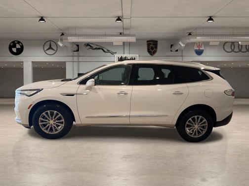 2022 Buick Enclave FWD Essence