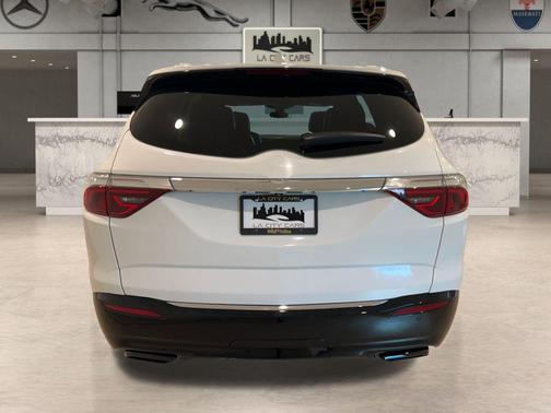 2022 Buick Enclave FWD Essence
