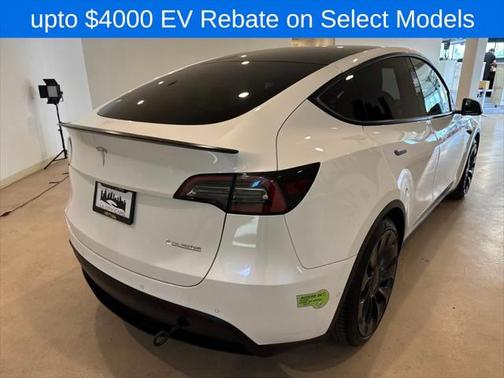 2022 Tesla Model Y Performance Dual Motor All-Wheel Drive