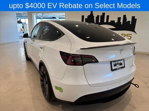 2022 Tesla Model Y Performance Dual Motor All-Wheel Drive