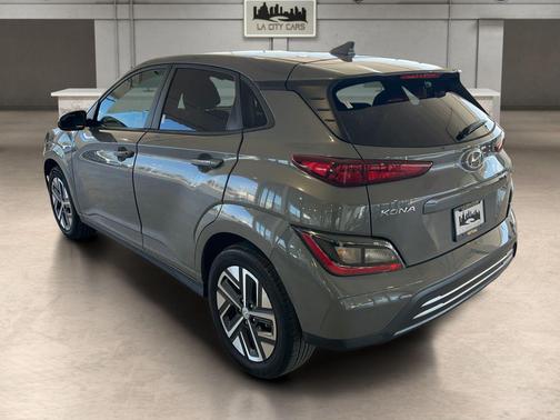 2023 Hyundai KONA EV SE