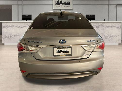 2015 Hyundai SONATA Hybrid Limited