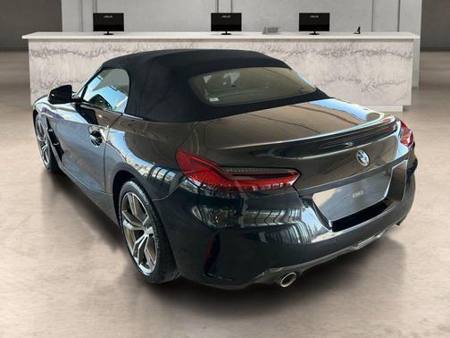 2025 BMW Z4 sDrive30i