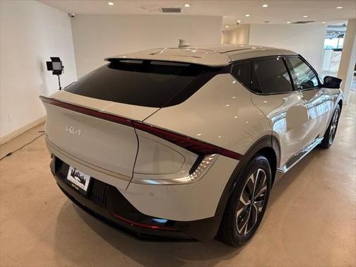 2023 Kia EV6 Wind