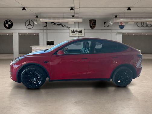 2021 Tesla Model Y Long Range Dual Motor All-Wheel Drive