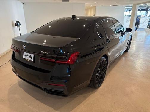 2022 BMW 750 i xDrive