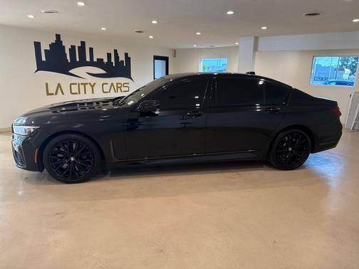 2022 BMW 750 i xDrive