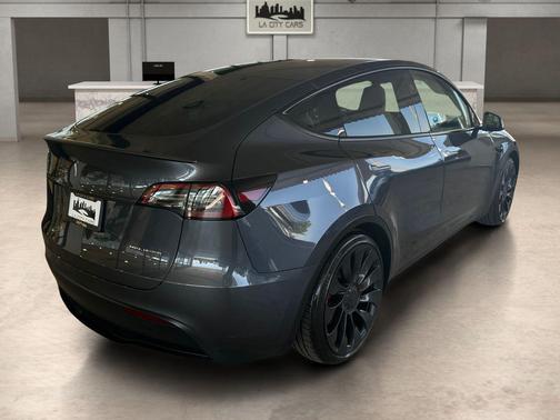 Midnight Silver Metallic 2023 Tesla Model Y Performance Dual Motor All-Wheel Drive