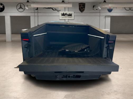 Stainless Steel 2024 Tesla Cybertruck Cyberbeast
