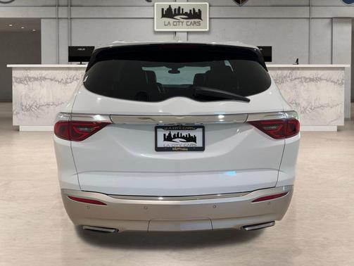 2022 Buick Enclave FWD Essence