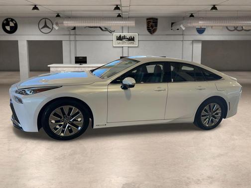 2023 Toyota Mirai Base