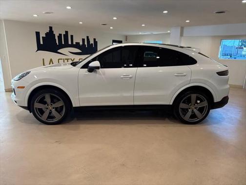 2023 Porsche Cayenne Platinum Edition