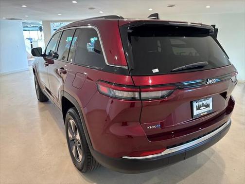 2023 Jeep Grand Cherokee 4xe Base