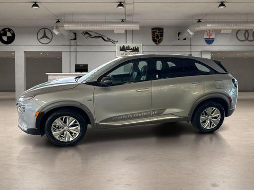 2023 Hyundai NEXO Blue