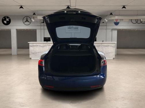 2017 Tesla Model S 75D