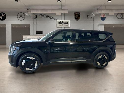 2024 Kia EV9 Light Short Range