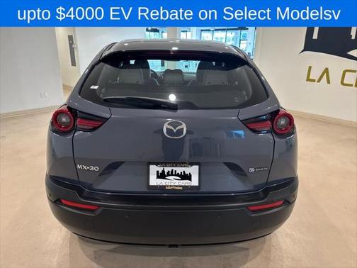 2022 Mazda MX-30 Base
