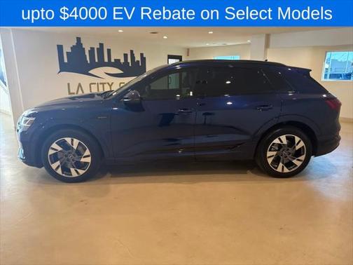 2022 Audi e-tron Premium