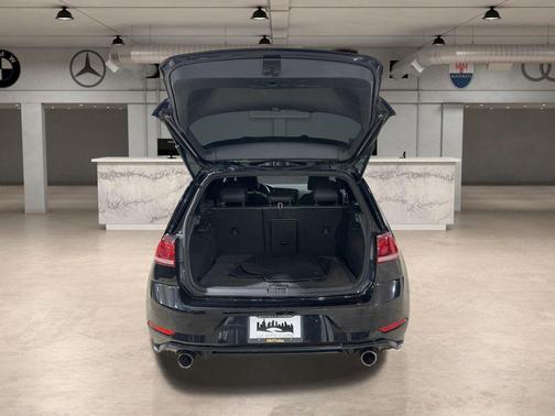 2018 Volkswagen Golf GTI 2.0T S 4-Door