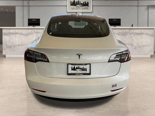 2020 Tesla Model 3 Standard Range Plus