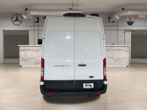 2022 Ford Transit-250 Base