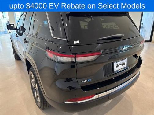 2023 Jeep Grand Cherokee 4xe Base