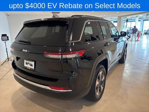 2023 Jeep Grand Cherokee 4xe Base
