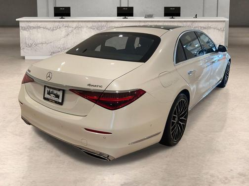 2023 Mercedes-Benz S-Class 4MATIC