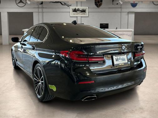 Jet Black 2023 BMW 530e Base