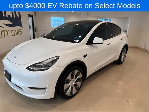 2022 Tesla Model Y Long Range Dual Motor All-Wheel Drive
