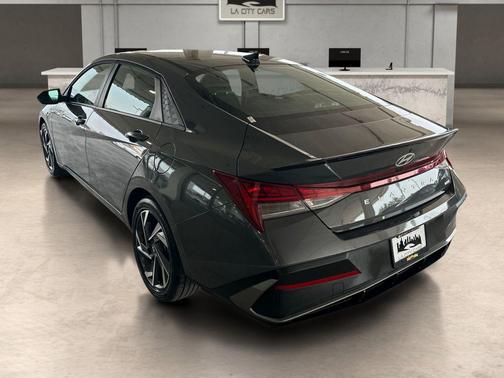 Ecotronic Gray Pearl 2025 Hyundai ELANTRA HEV SEL Sport