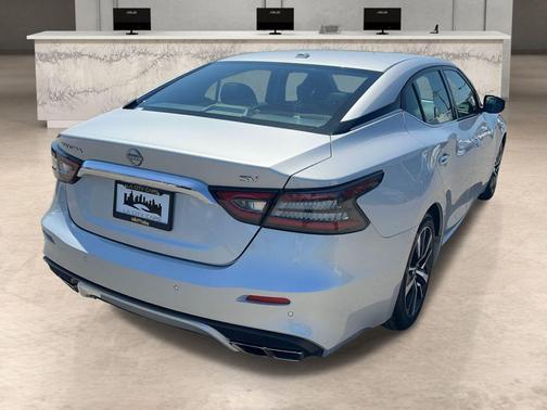 2023 Nissan Maxima SV Xtronic CVT