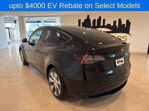 2023 Tesla Model Y Long Range Dual Motor All-Wheel Drive