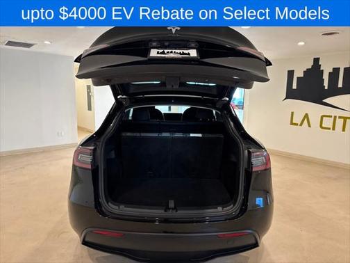 2023 Tesla Model Y Long Range Dual Motor All-Wheel Drive