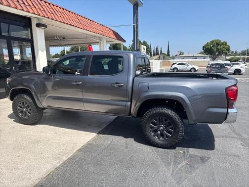 2020 Toyota Tacoma SR5
