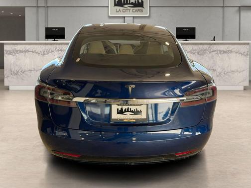 2017 Tesla Model S 90D