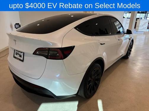2022 Tesla Model Y Long Range Dual Motor All-Wheel Drive